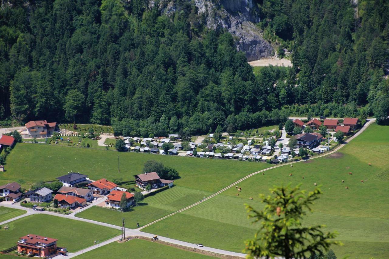 Ferienwohnungen Karwendel Camping Maurach  Ruang foto