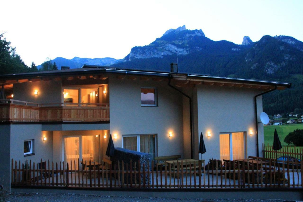 Ferienwohnungen Karwendel Camping Maurach  Bagian luar foto